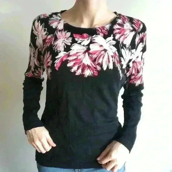 Vince Camuto Women’s Black  Pink Floral Long Sleeve Casual Work Sweater Small - Picture 3 of 5